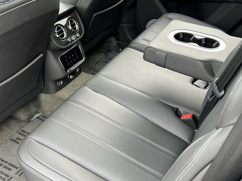 Certified 2022 Bentley Bentayga image 22