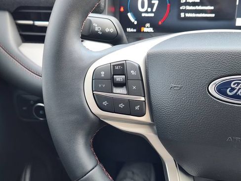 New 2026 Ford Explorer Active w/ Active Comfort Package RWD image 28