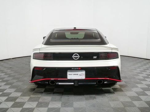 Used 2025 Nissan Z NISMO w/ Floor Mat Package RWD image 21