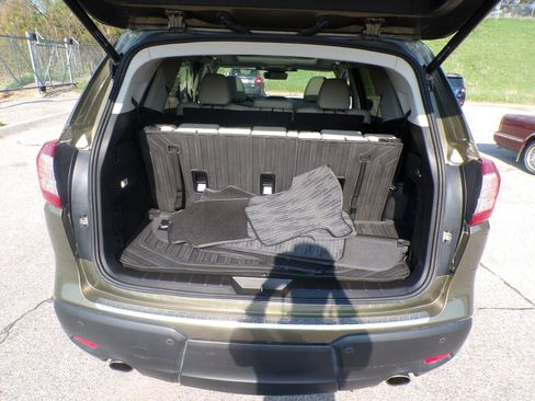 Used 2025 Subaru Ascent Limited AWD/4WD image 9