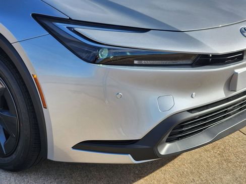 Used 2026 Toyota Prius LE image 11