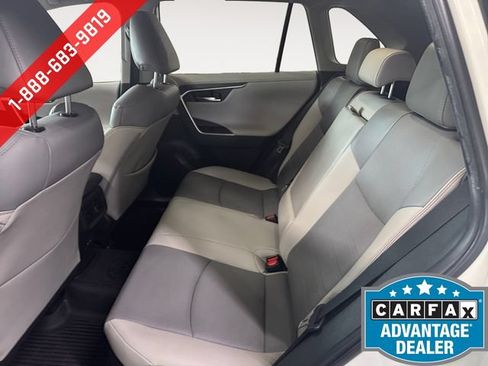 Used 2022 Toyota RAV4 Limited AWD/4WD image 22
