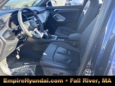 Used 2025 Audi Q3 2.0T Premium image 19