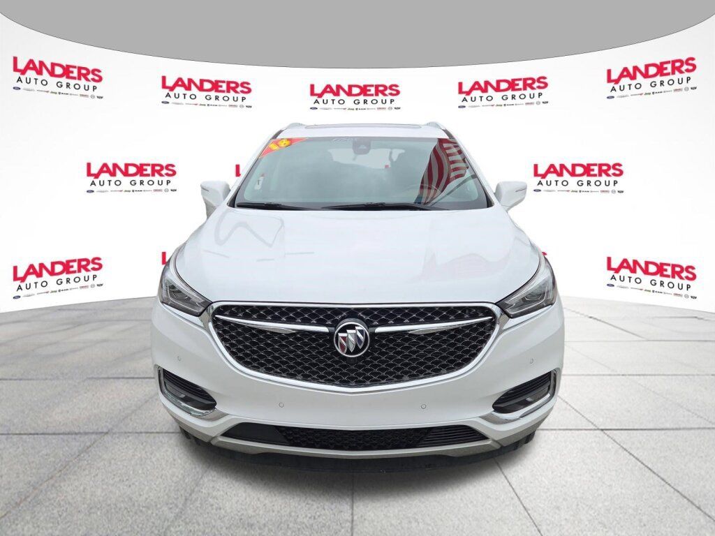 Used 2018 Buick Enclave Avenir w/ Avenir Technology Package FWD image 8