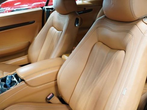 Used 2012 Maserati GranTurismo Convertible RWD image 11