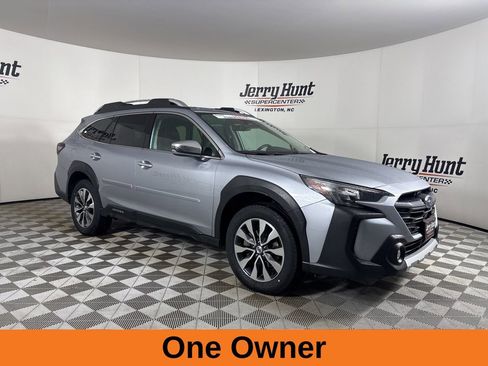 Used 2023 Subaru Outback Touring XT image 4