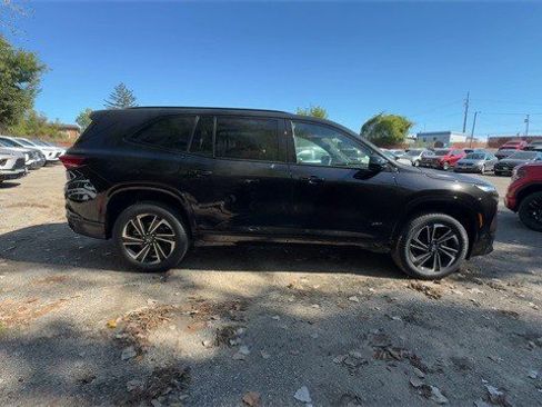 New 2026 Buick Enclave Sport Touring w/ Power Package image 9