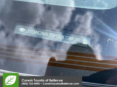 Used 2023 Toyota Prius LE FWD image 29