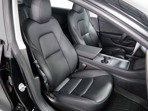 Used 2023 Tesla Model 3 image 2