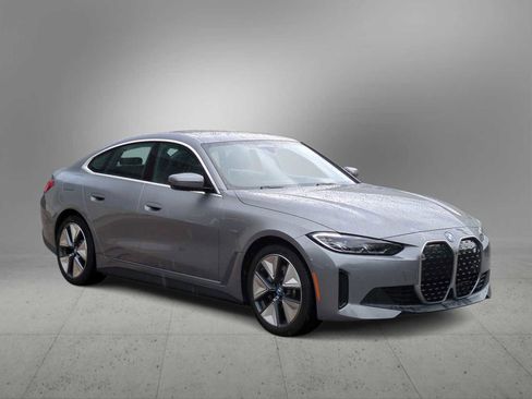 Certified 2024 BMW i4 eDrive40 w/ Premium Package image 2