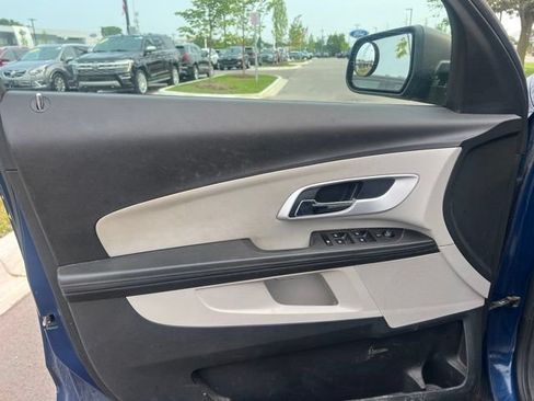 Used 2010 Chevrolet Equinox LS FWD image 17