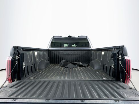 Used 2024 Toyota Tundra Limited AWD/4WD image 26