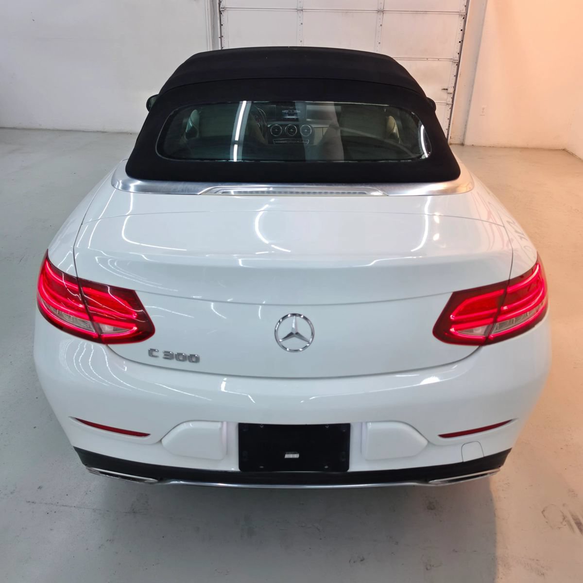 Used 2018 Mercedes-Benz C 300 Cabriolet image 11