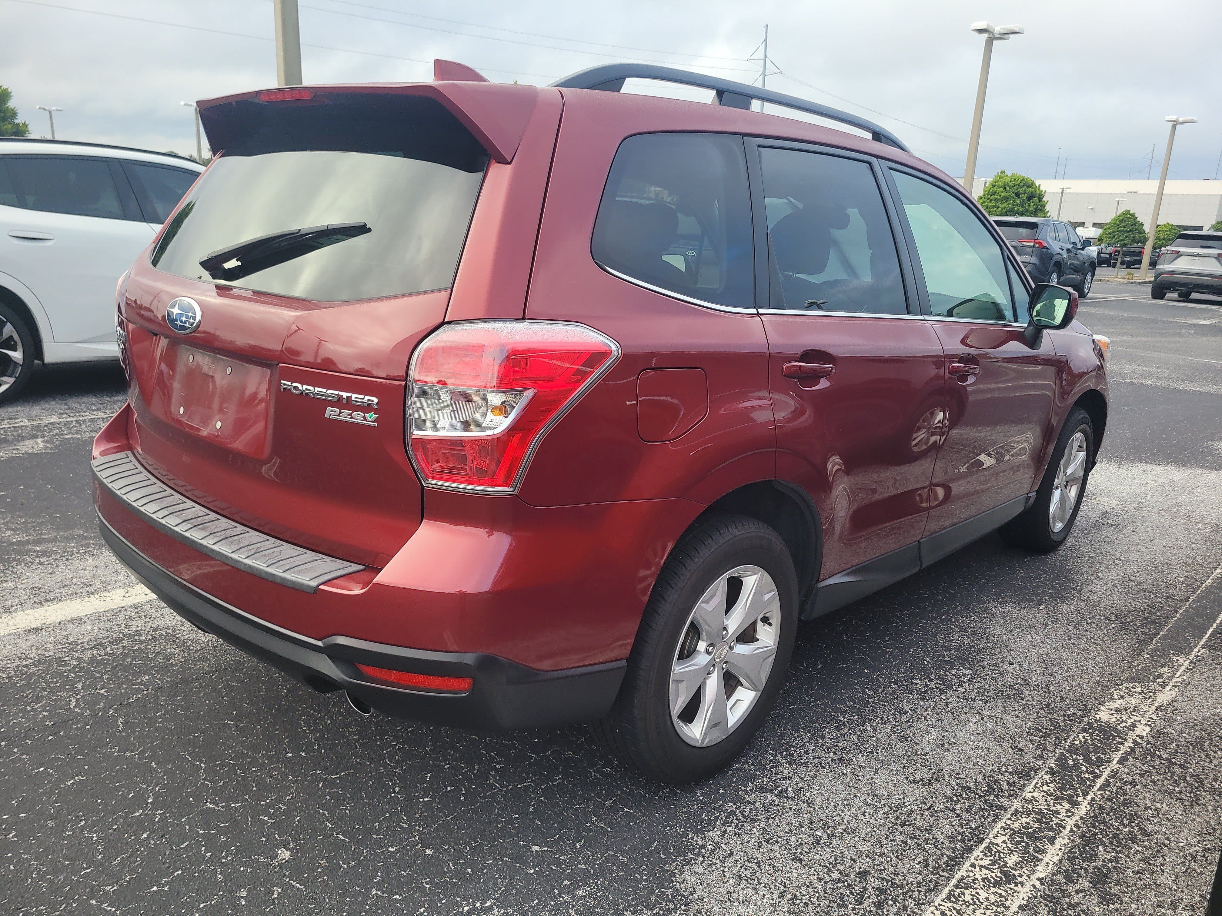 Used 2016 Subaru Forester 2.5i Limited w/ Popular Package #2 AWD/4WD image 8
