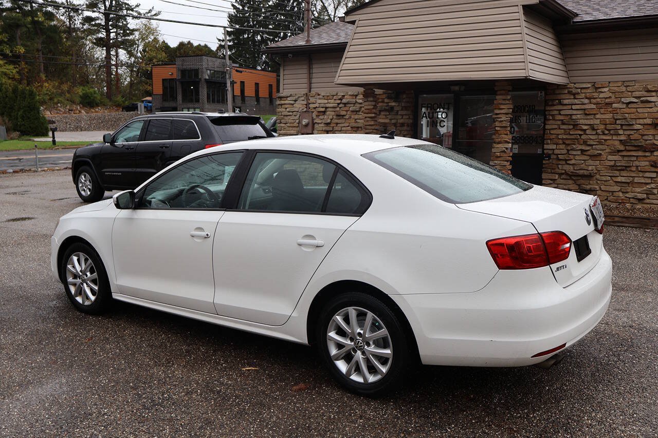 Used 2011 Volkswagen Jetta SE FWD image 6