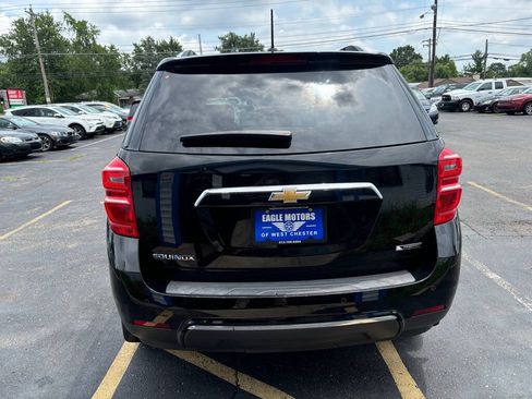 Used 2017 Chevrolet Equinox Premier w/ Enhanced Convenience Package FWD image 5