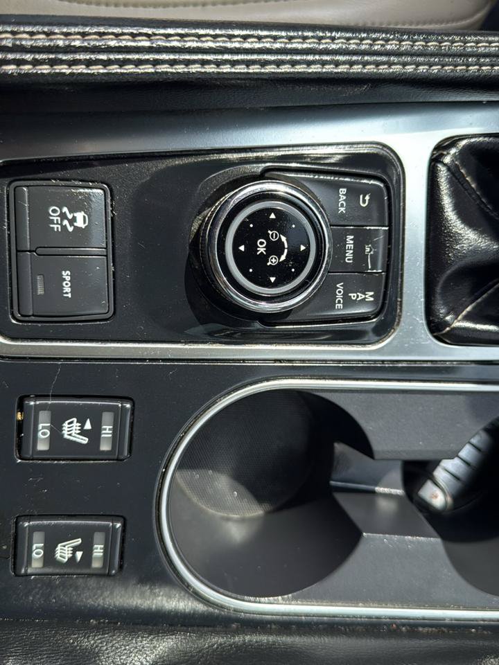 Used 2021 Nissan Maxima 3.5 SV w/ Floor Mat Group FWD image 24