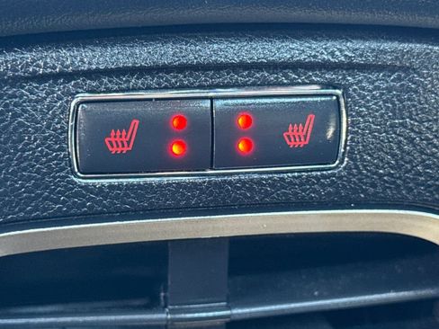 Used 2019 Lincoln MKZ Reserve FWD image 22