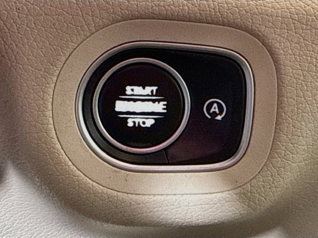 Used 2020 Mercedes-Benz GLE 350 4MATIC image 19