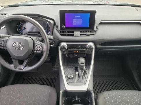 Used 2025 Toyota RAV4 XLE image 14