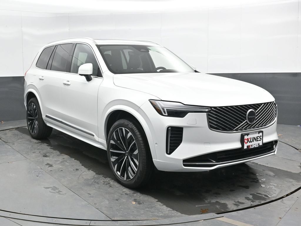 New 2026 Volvo XC90 B6 Plus w/ Protection Package AWD/4WD image 4