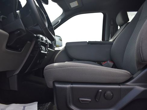 Used 2019 Ford F150 XLT w/ Equipment Group 302A Luxury image 8