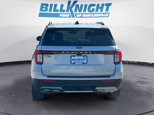 Used 2026 Ford Explorer Active w/ Active Comfort Package AWD/4WD image 4