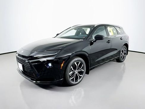 New 2026 Toyota Crown Signia AWD/4WD image 2