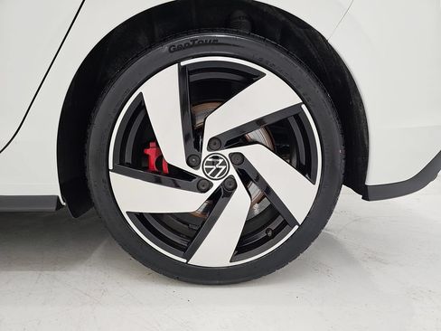 Used 2024 Volkswagen GTI S FWD image 40