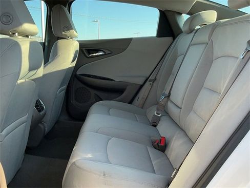 Used 2022 Chevrolet Malibu LT image 14