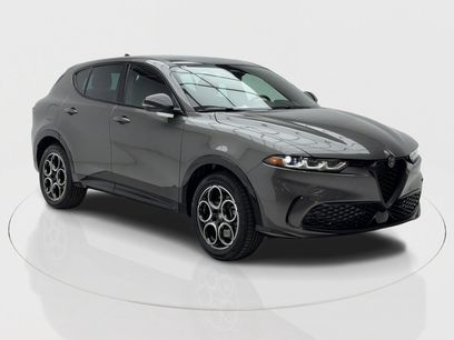 New 2025 Alfa Romeo Tonale w/ Premium Package