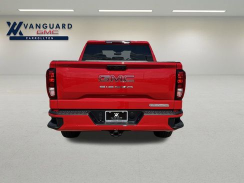 New 2025 GMC Sierra 1500 Elevation image 17
