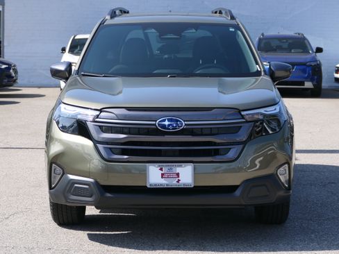 Used 2026 Subaru Forester Premium AWD/4WD image 8