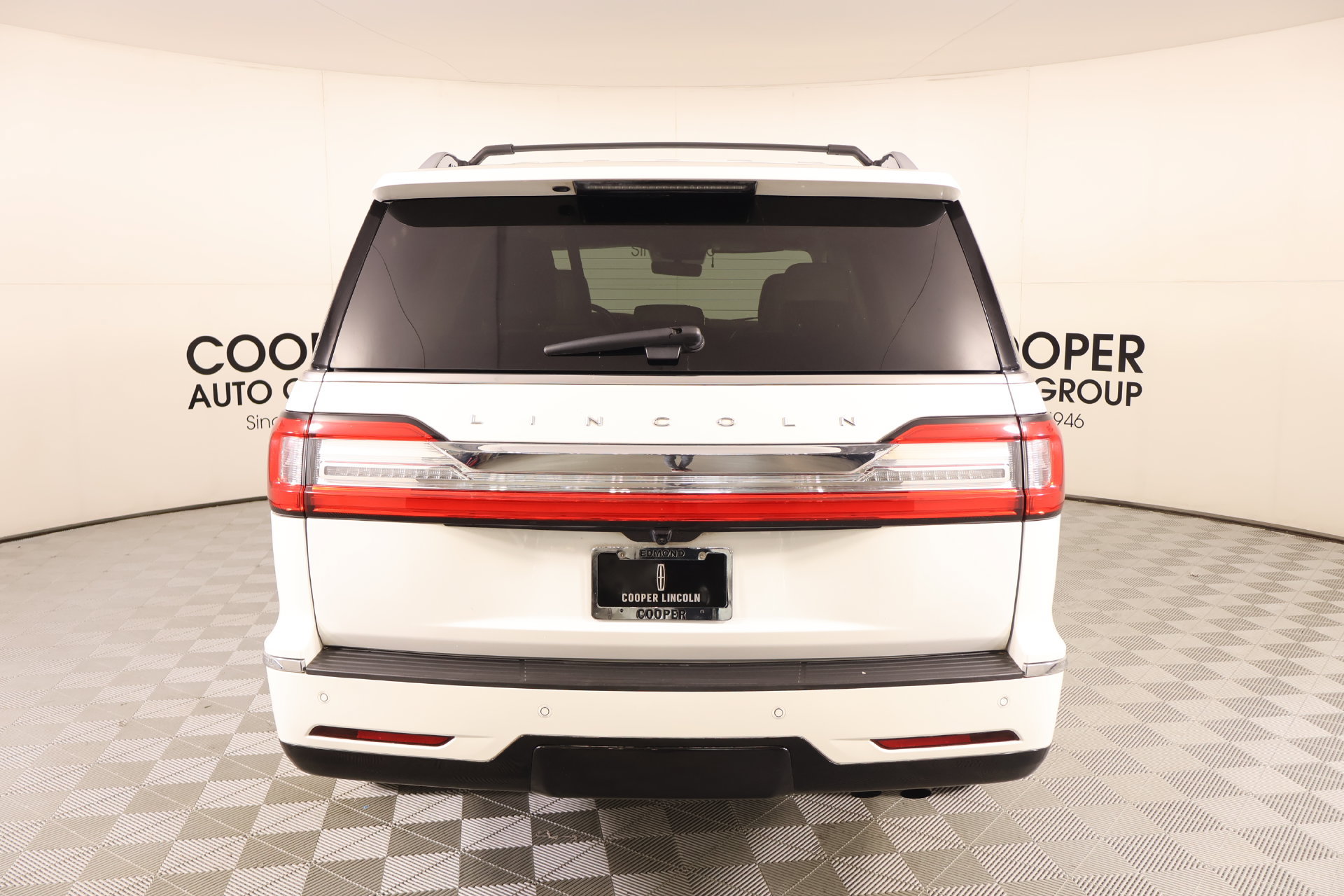 Used 2020 Lincoln Navigator Reserve w/ Equipment Group 208A Reserve AWD/4WD image 24