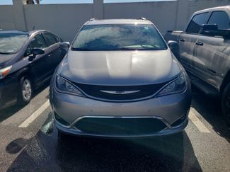 Used 2019 Chrysler Pacifica Touring-L Plus w/ Advanced Safetytec Group FWD video 2