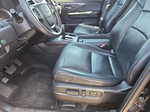 Used 2017 Honda Pilot EX-L image 16