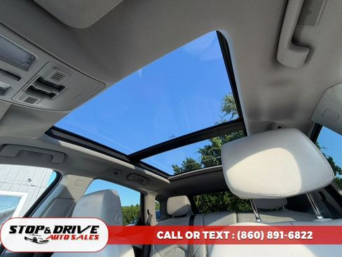 Used 2014 Cadillac SRX Luxury w/ Driver Awareness Package AWD/4WD image 14