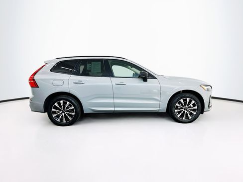 Used 2025 Volvo XC60 B5 Core AWD/4WD image 10