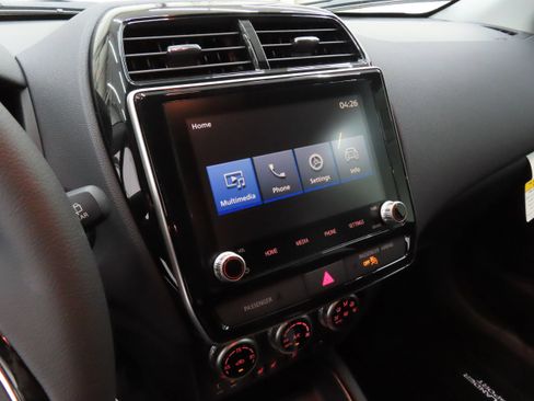 New 2026 Mitsubishi Outlander Sport LE AWD/4WD image 17