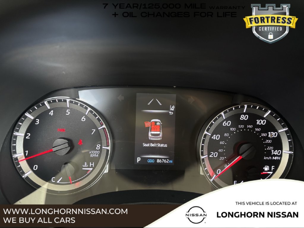 Used 2022 Toyota Highlander L FWD image 12