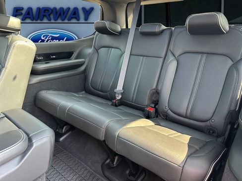 Used 2023 Jeep Grand Wagoneer Series II AWD/4WD image 13