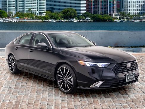 New 2025 Honda Accord Touring image 3