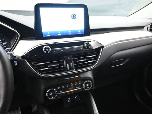 Used 2021 Ford Escape SE w/ Convenience Package FWD image 20