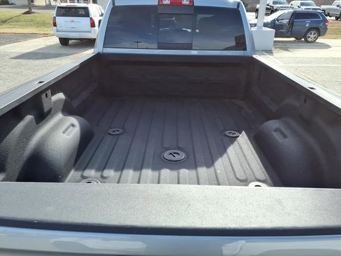 Used 2024 RAM 3500 Tradesman w/ Chrome Appearance Group image 9