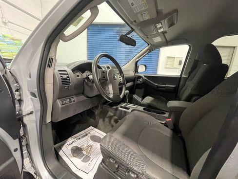 Used 2011 Nissan Xterra PRO-4X w/ Protection Pkg image 26