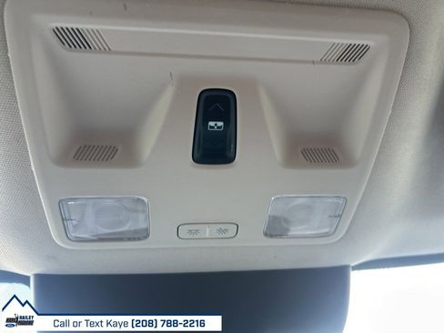 Used 2022 Ford Maverick Lariat w/ Lariat Luxury Package image 32