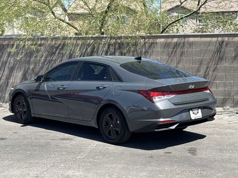Used 2023 Hyundai Elantra SEL FWD image 6