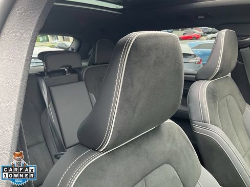 Used 2023 Volvo XC40 Recharge Plus AWD/4WD image 64