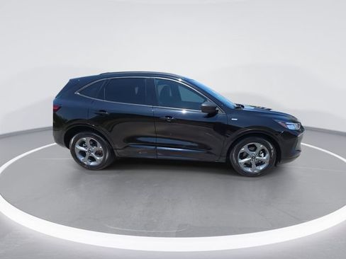 Used 2023 Ford Escape ST-Line w/ Tech Pack #1 FWD image 9
