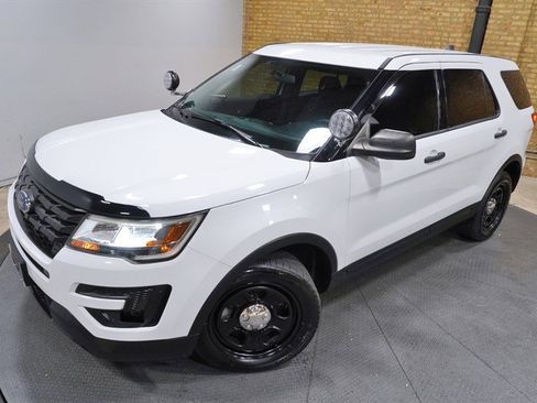 Used 2018 Ford Explorer 4WD Police Interceptor image 2